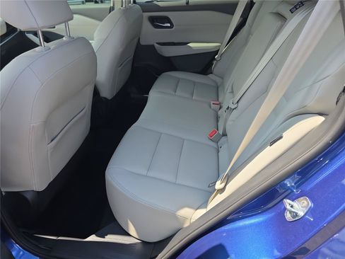 Used 2022 Nissan Rogue SL w/ SL Premium Package FWD image 26