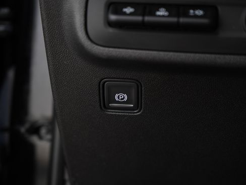 Used 2023 GMC Terrain SLT w/ Infotainment Package II AWD/4WD image 27