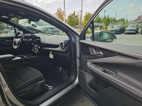 New 2026 Chevrolet Blazer EV LT w/ Midnight/Sport Edition image 12