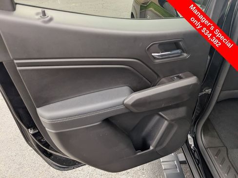 Used 2024 Chevrolet Colorado LT w/ LT Convenience Package AWD/4WD image 12