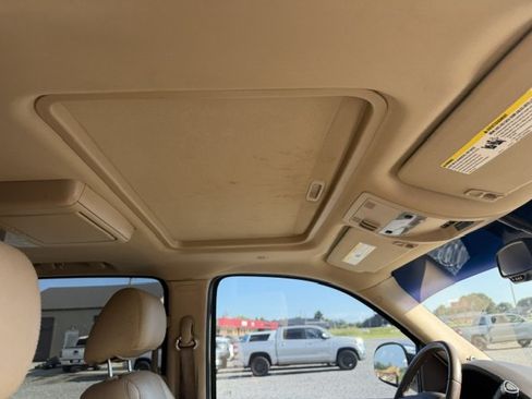 Used 2011 Chevrolet Avalanche LTZ RWD image 14