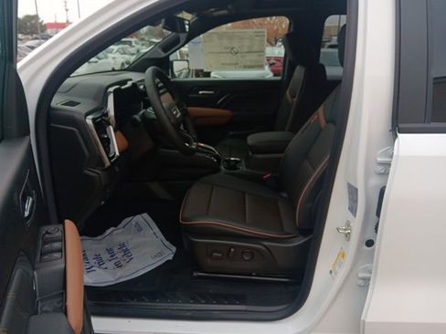 New 2026 GMC Canyon AT4 w/ Technology Plus Package image 24