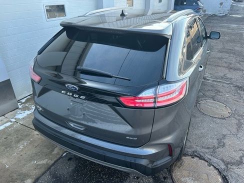 Certified 2022 Ford Edge SEL w/ Convenience Package image 5