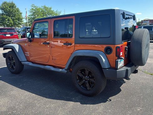 Used 2011 Jeep Wrangler Unlimited Sport AWD/4WD image 3