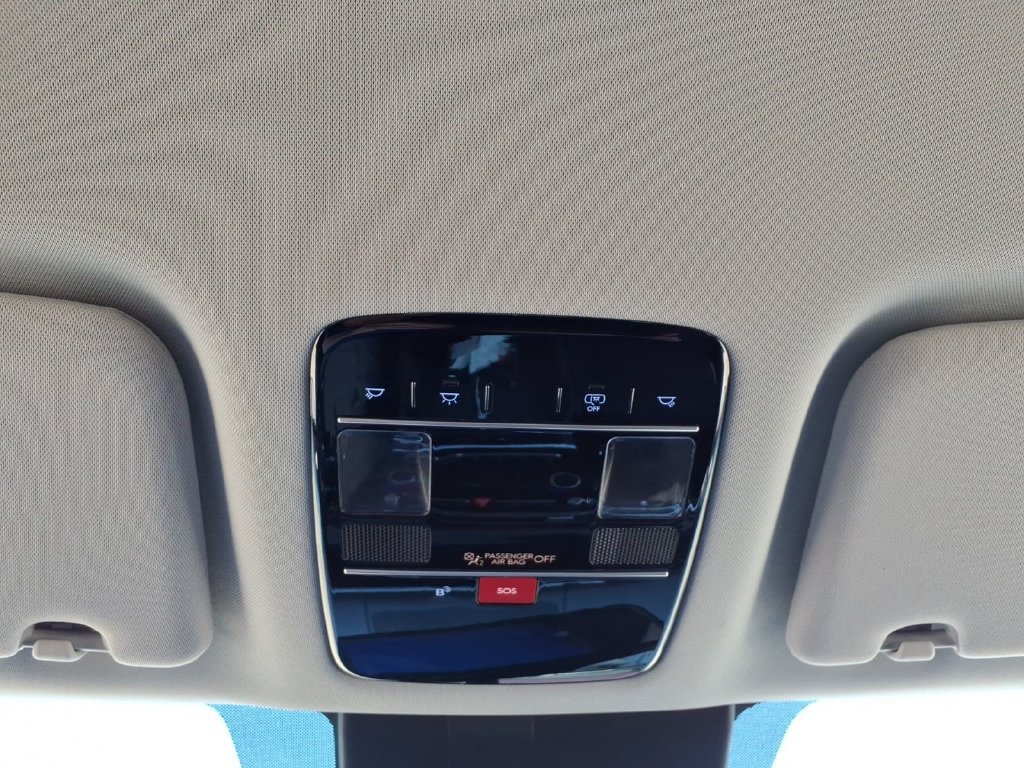 Used 2026 Hyundai Santa Fe SEL FWD image 26