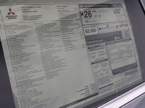 New 2025 Mitsubishi Outlander SE image 36