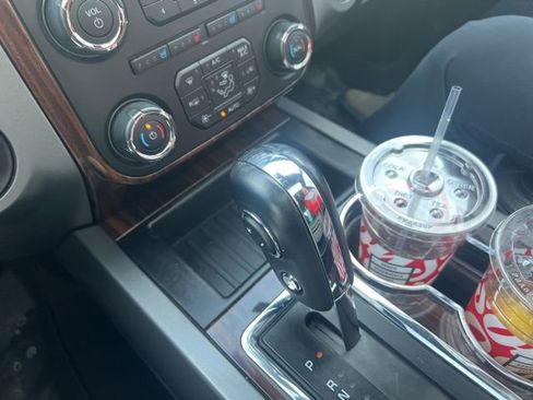 Used 2015 Ford Expedition Platinum image 20