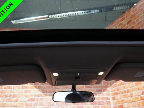 Certified 2019 Nissan Sentra SV w/ Special Edition Package image 32