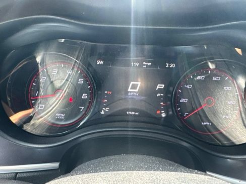 Used 2020 Dodge Charger SXT w/ Blacktop Package RWD image 10