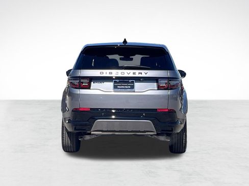 Used 2025 Land Rover Discovery Sport Dynamic SE image 9