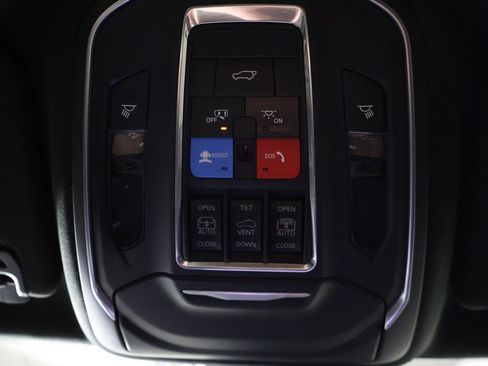 Used 2022 Jeep Wagoneer Series II w/ Premium Group I image 65