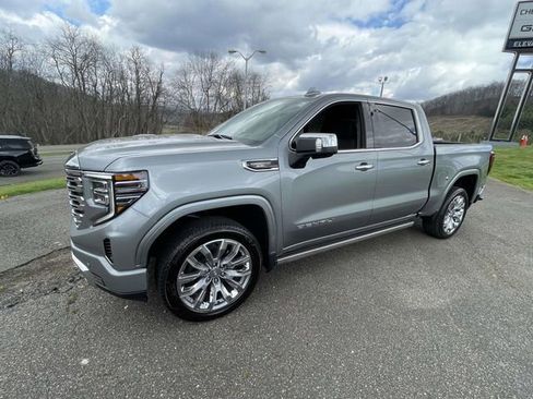 New 2026 GMC Sierra 1500 Denali w/ Denali Reserve Package AWD/4WD image 3