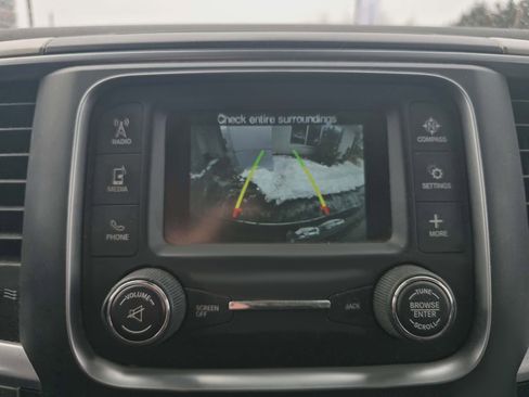 Used 2019 RAM 1500 Classic SLT image 20