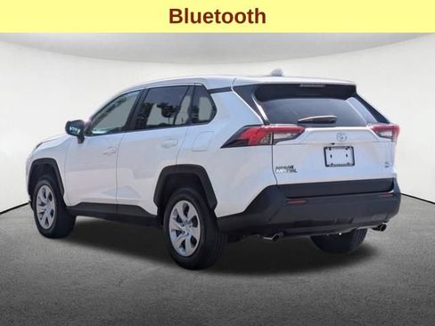 Used 2024 Toyota RAV4 LE AWD/4WD image 9