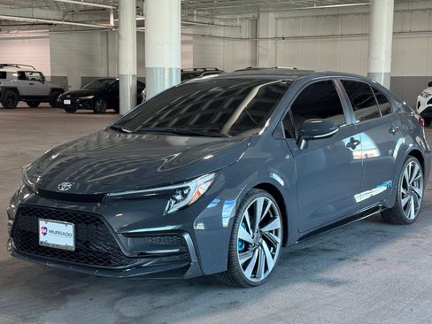 Used 2024 Toyota Corolla SE FWD image 4