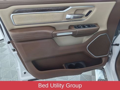 Used 2020 RAM 1500 Laramie AWD/4WD image 11