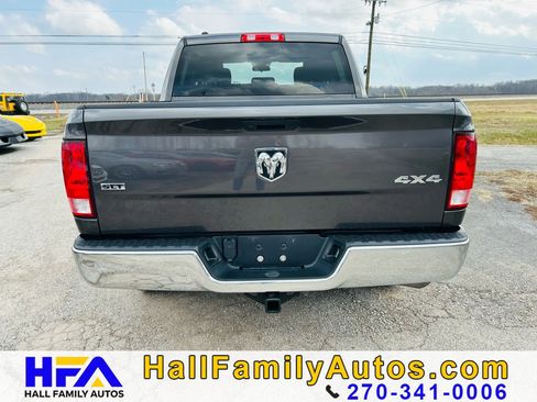 Used 2021 RAM 1500 Classic SLT AWD/4WD image 4