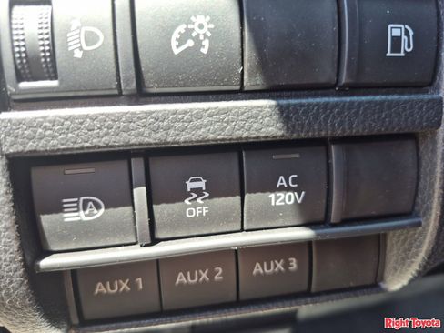 New 2026 Toyota Tacoma TRD Off-Road AWD/4WD image 14