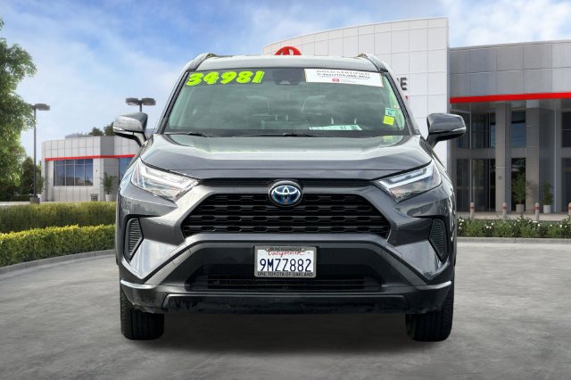 Certified 2024 Toyota RAV4 XLE AWD/4WD image 11