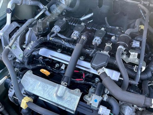 Used 2021 Nissan Versa S FWD image 33