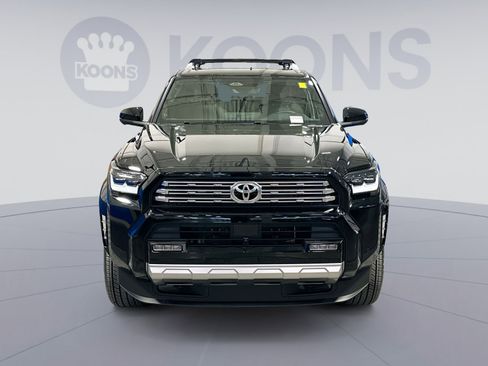 Used 2025 Toyota 4Runner Limited image 11