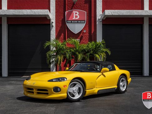 Used 1995 Dodge Viper RT/10 image 4