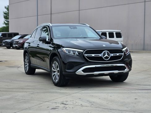 Certified 2026 Mercedes-Benz GLC 300 4MATIC image 2