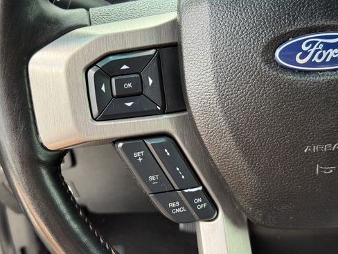 Used 2019 Ford F250 Platinum w/ Platinum Ultimate Package AWD/4WD image 15