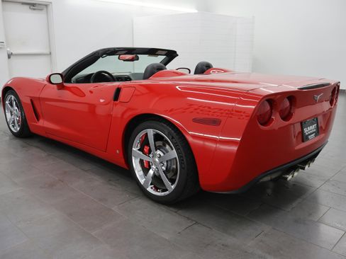 Used 2009 Chevrolet Corvette Convertible w/ Preferred Equipment Group image 6
