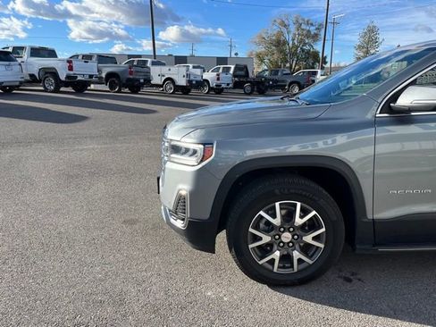 Used 2023 GMC Acadia SLE w/ Driver Convenience Package AWD/4WD image 4