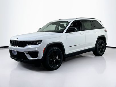 Used 2023 Jeep Grand Cherokee Limited w/ Black Appearance Package