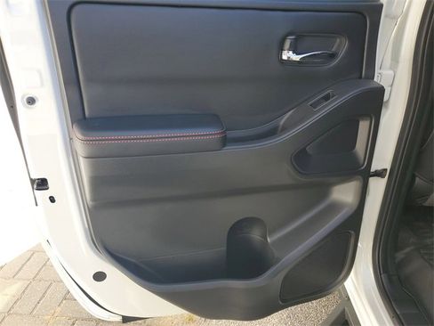 Certified 2025 Nissan Frontier Pro-X w/ Pro Convenience Package image 31