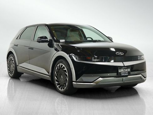 Used 2024 Hyundai Ioniq 5 Limited AWD/4WD image 8