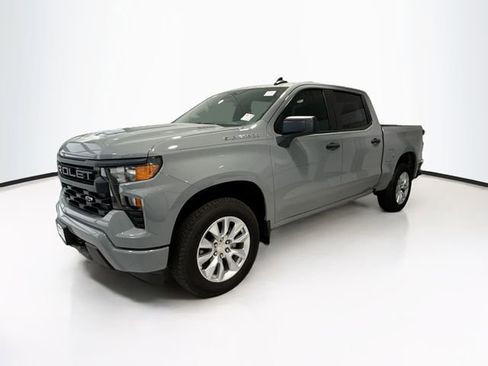 Used 2025 Chevrolet Silverado 1500 Custom w/ LPO, Dark Essentials Package image 3