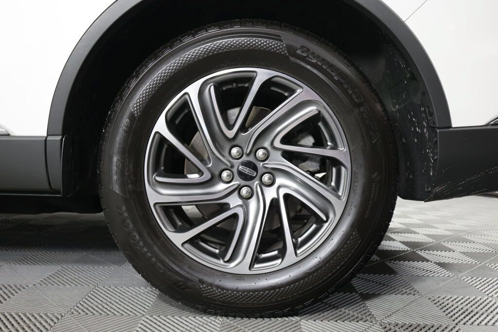 Used 2021 Lincoln Aviator AWD w/ Class IV Trailer Tow Package image 8