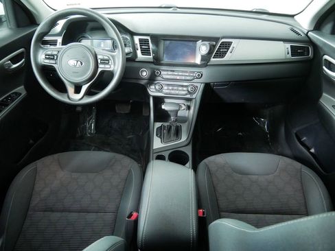 Certified 2019 Kia Niro LX image 19