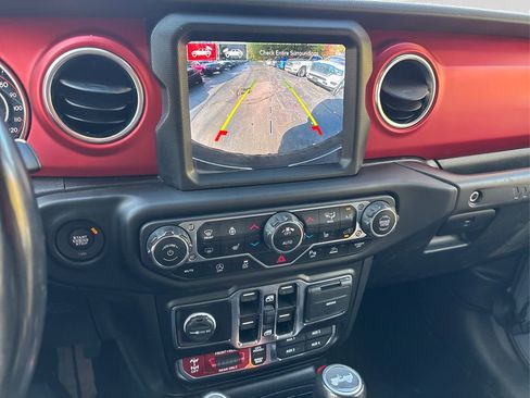 Used 2021 Jeep Wrangler Unlimited Rubicon image 29