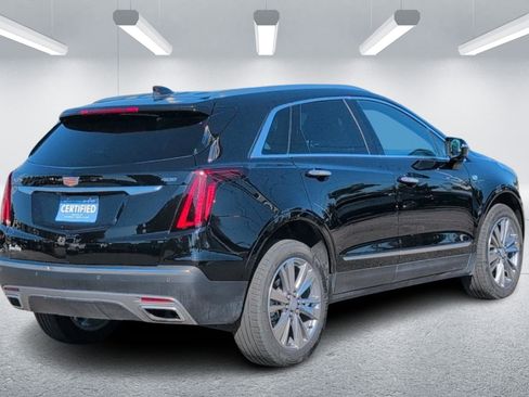 Certified 2025 Cadillac XT5 Premium Luxury image 5