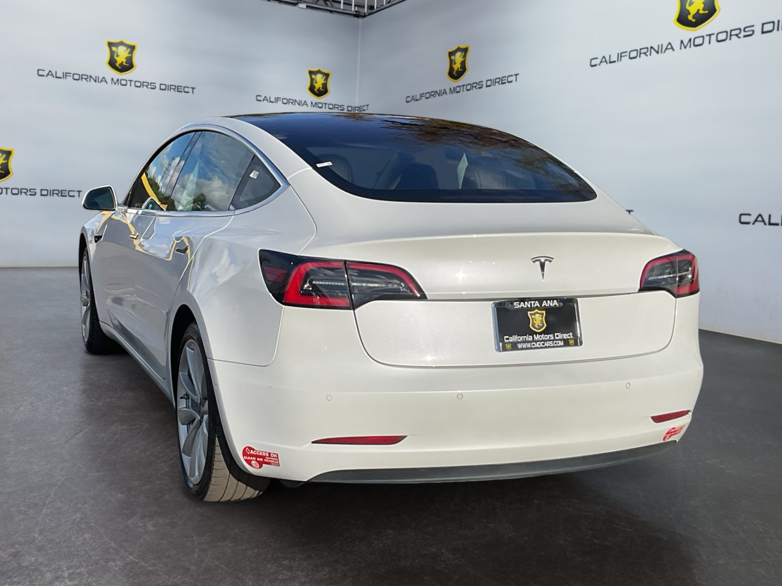 Used 2018 Tesla Model 3 Long Range RWD image 7