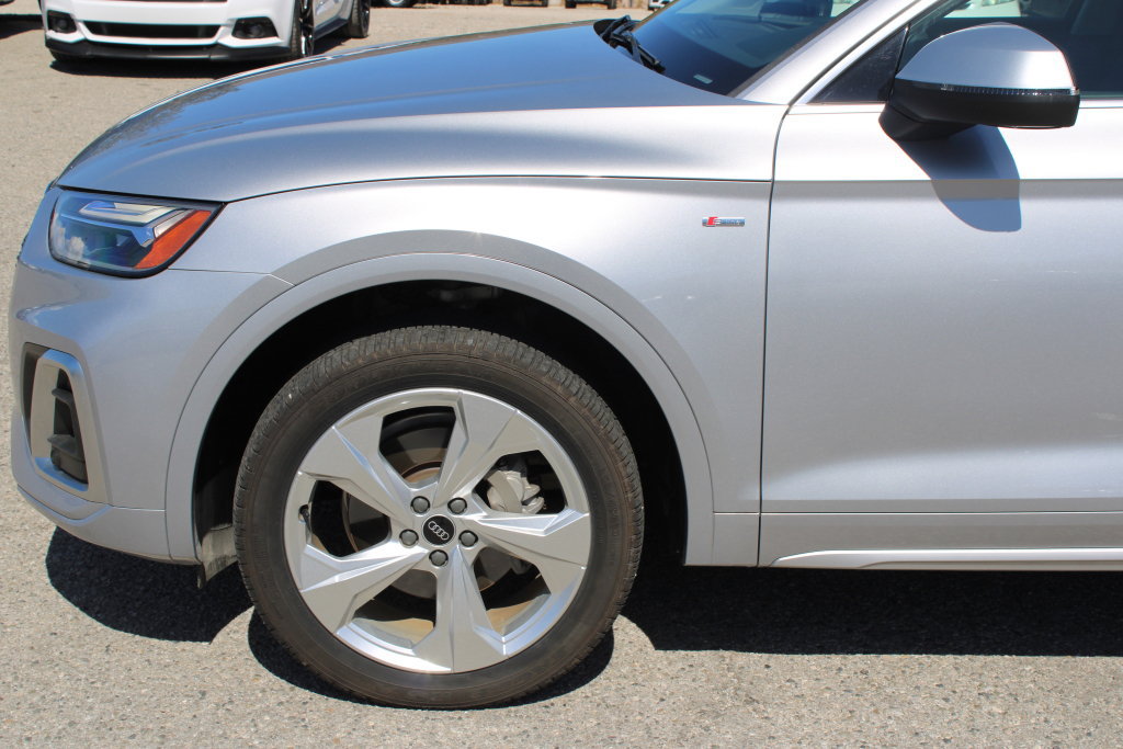 Used 2022 Audi Q5 2.0T Premium Plus w/ Premium Plus Package AWD/4WD image 7
