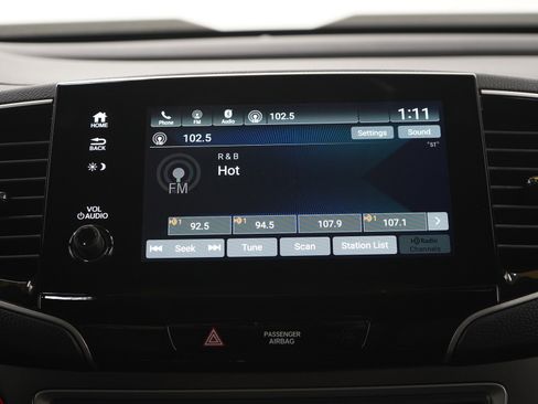 Used 2023 Honda Passport EX-L image 18