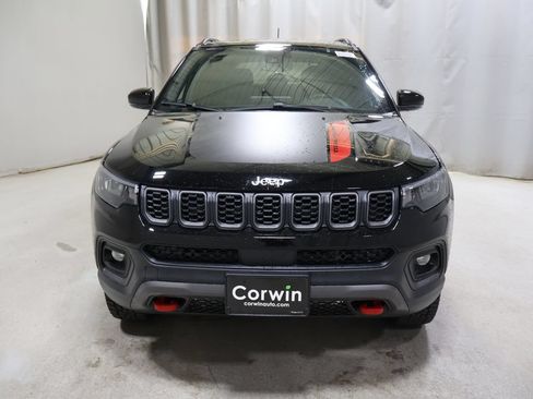 New 2026 Jeep Compass Trailhawk AWD/4WD image 2