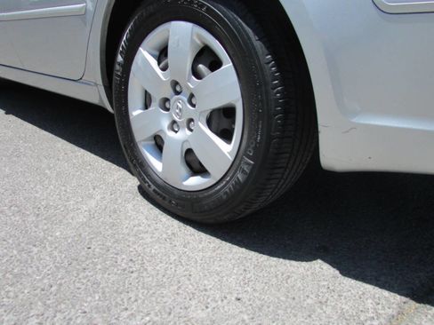 Used 2009 Hyundai Sonata GLS image 11