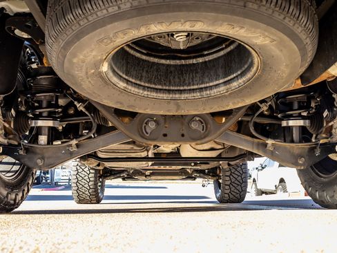 Used 2023 GMC Yukon SLE w/ Max Trailering Package image 15