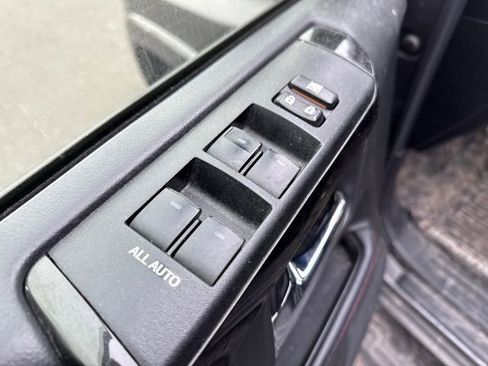 Used 2020 Toyota 4Runner TRD Off-Road image 14