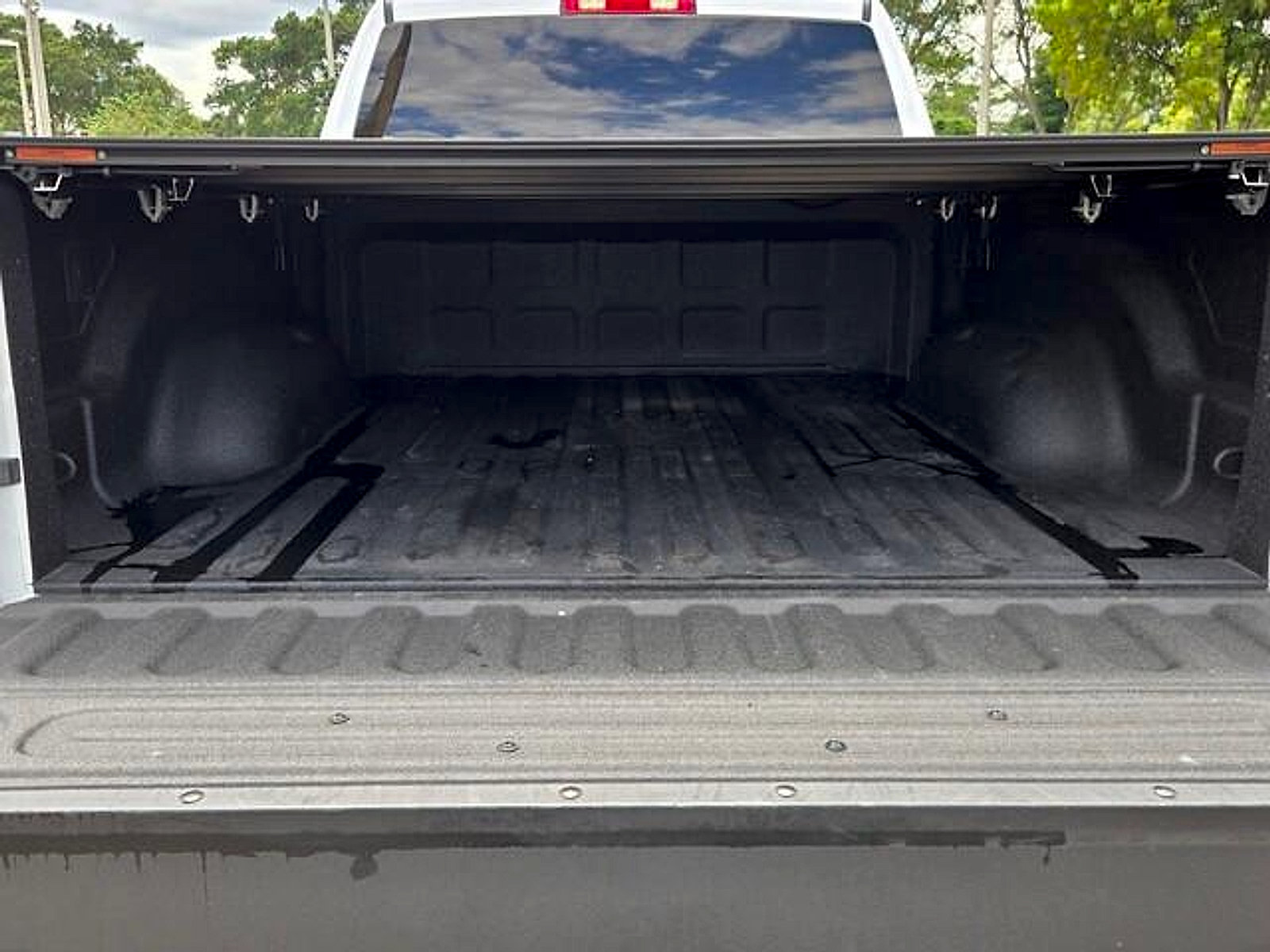 Used 2025 RAM 2500 Big Horn AWD/4WD image 13