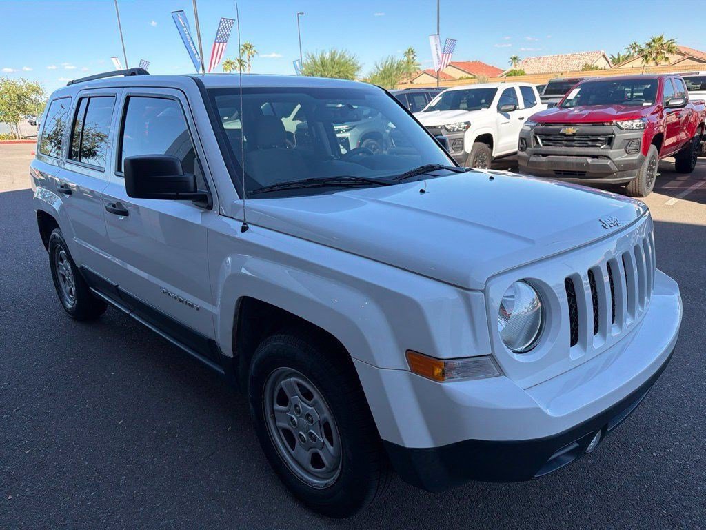 Used 2017 Jeep Patriot Sport FWD image 6