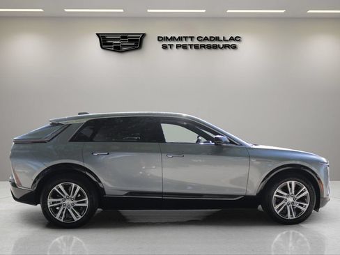 Certified 2024 Cadillac Lyriq Tech w/ Driver Assist Package AWD/4WD image 6