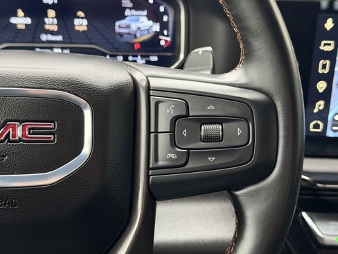 Used 2024 GMC Sierra 1500 AT4 w/ AT4 Premium Package image 19