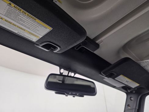 Used 2017 Jeep Wrangler Rubicon image 35